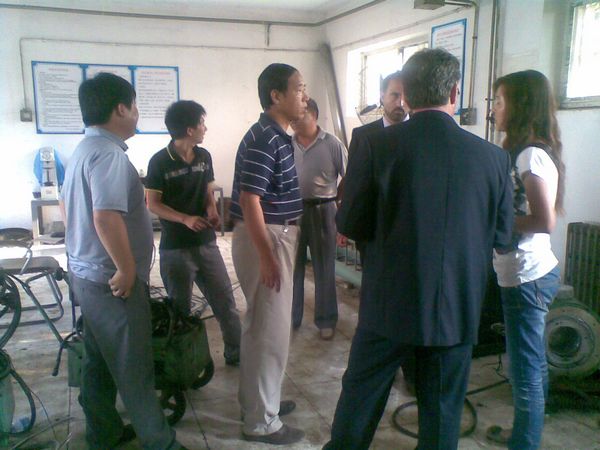 伊朗客人到圣文公司考察 伊朗客人到圣文公司考察