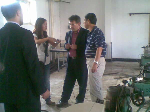 伊朗客人到圣文公司考察 伊朗客人到圣文公司考察