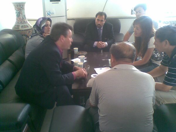 伊朗客人到圣文公司考察 伊朗客人到圣文公司考察